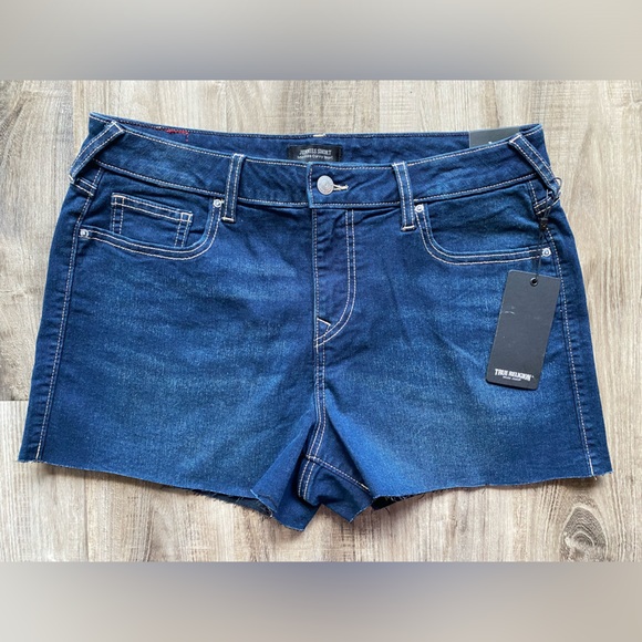 True Religion Pants - True Religion Jennie Mid Rise Curvy Short Raw Hem Size W32 NWT